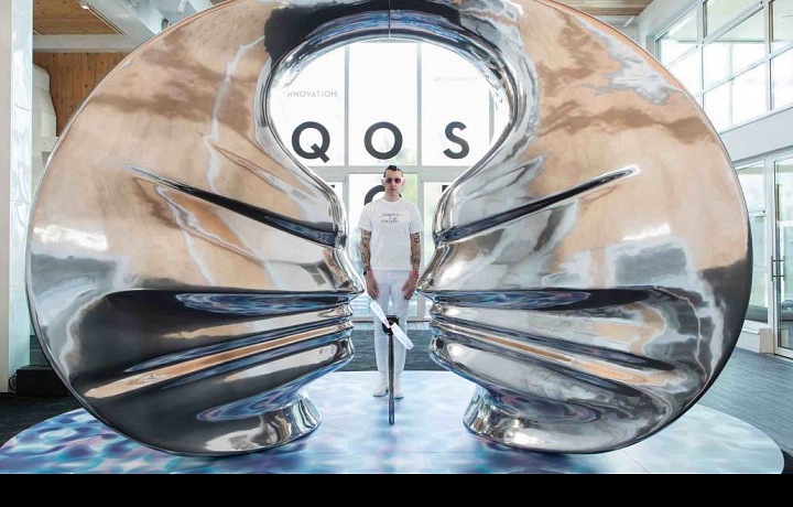Iqos World, Karim Rashid