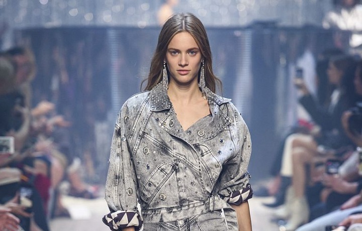 Džínovina na všem, co vás napadne.