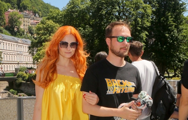 Iva Pazderková s přítelem