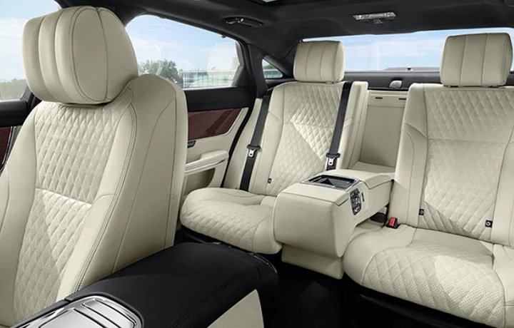 Jaguar XJ pro milovníky adreanlinu