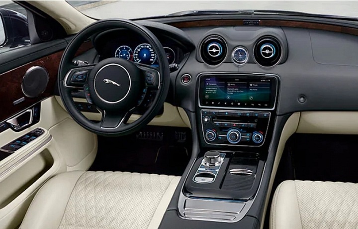 Jaguar XJ pro milovníky adreanlinu