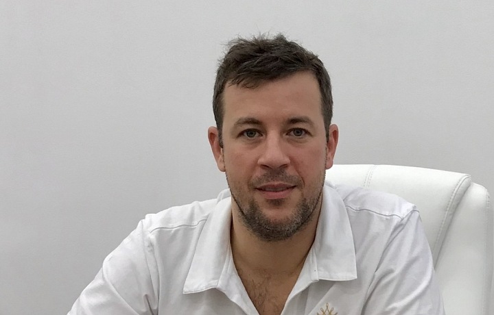 Plastický chirurg Ján Pilka