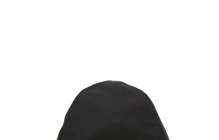 Klobouk od návrháře Yohji Yamamito