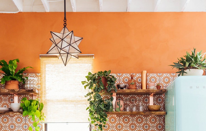 Kuchyň ve stylu Jungalow