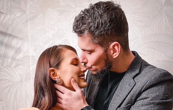 Karolína Kopíncová s přítelem