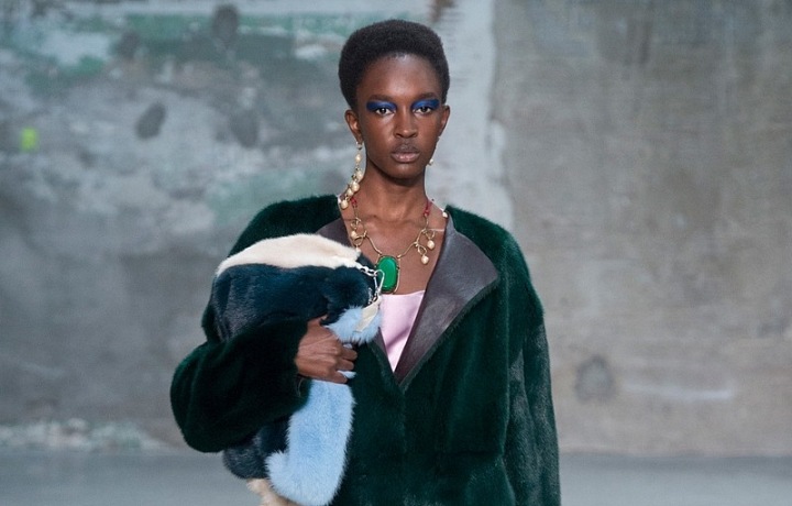 Kožešina je klíčovým materiálem