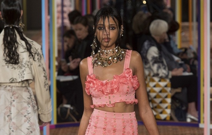 Alexander McQueen SS 2018