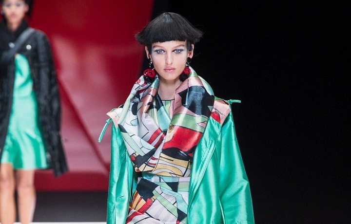 Lesklý materiál a barvy! 