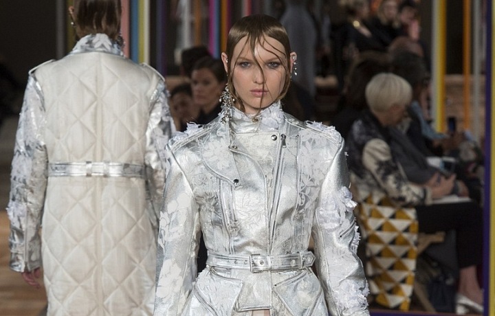 Alexander McQueen SS 2018