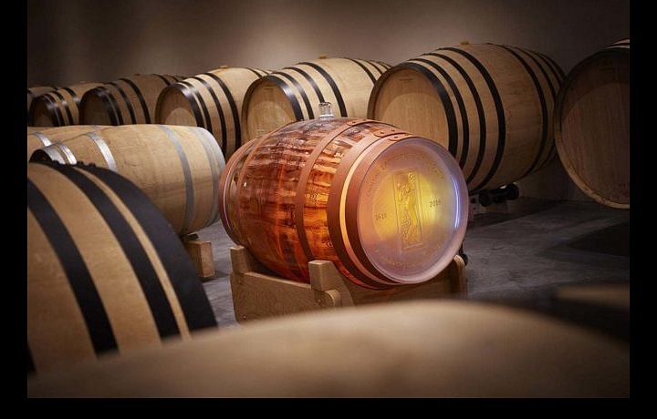 Křišťálový sud od Lalique