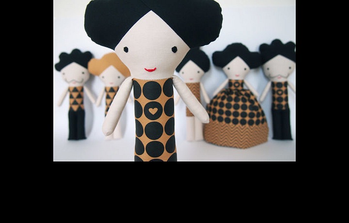 Mrs Geometric – dvojitá panenka – spím bdím