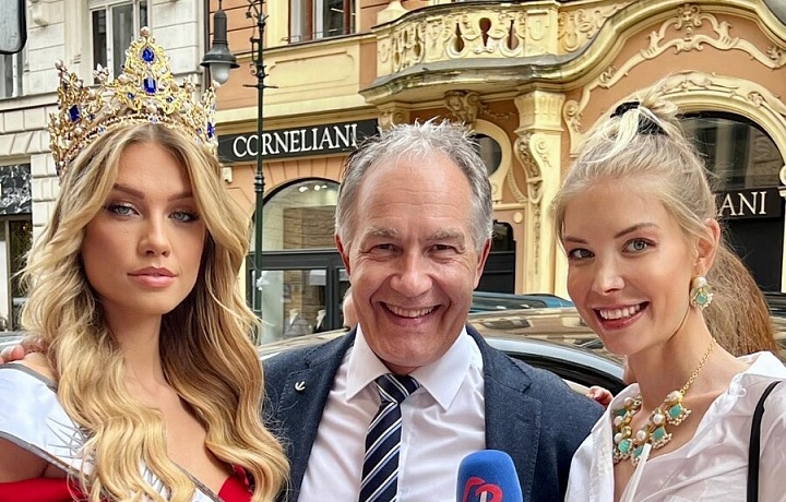 Redaktorka LP-Life na slavnostní události