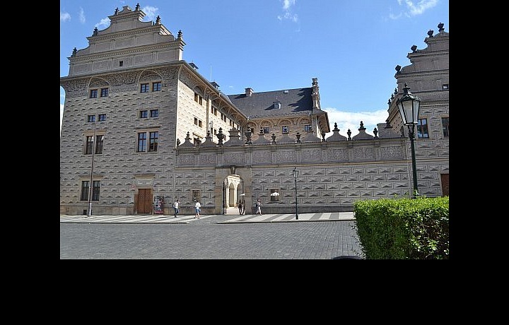 Schwarzenberský palác, Josef Schulz