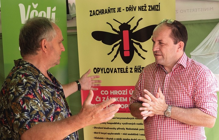 Chce být otevřený všem názorům, zakládá si na komunikaci