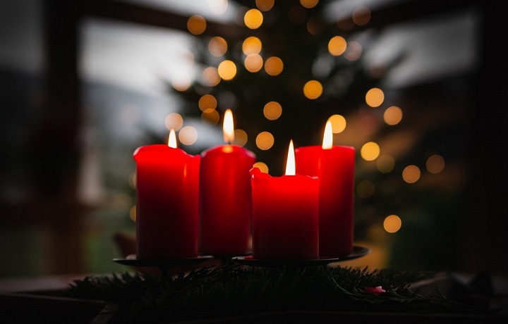 Lidé v Čechách i na Slovensku se na Vánoce připravují už čtyři týdny dopředu