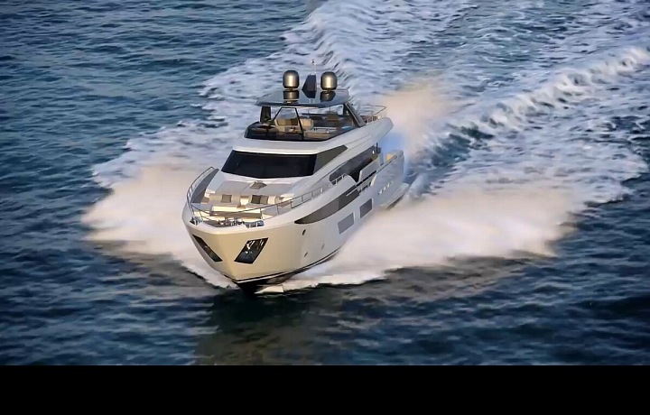 Ferretti 920