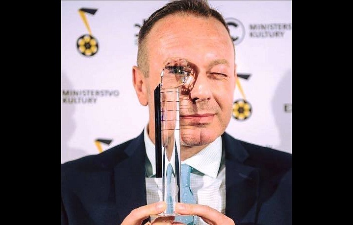 Morálka neexistuje. U nás, ani ve světě. 