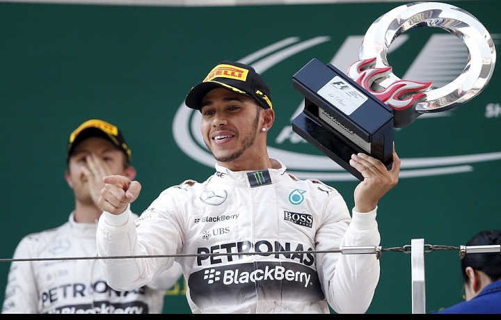 Hamilton, winner of GP Shanghai