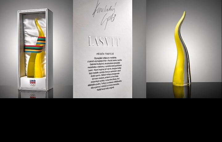 Olympijská trofej, Rio de Janeiro. Trofej navrhla Gabriela Koukalová