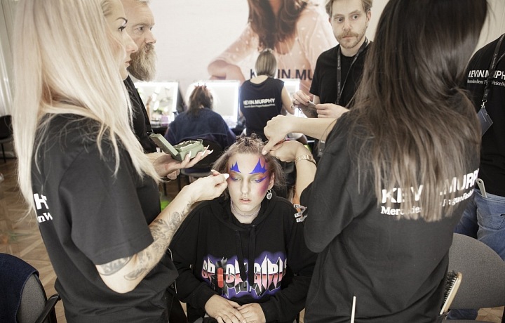 KEVIN.MURPHY na MBPFW