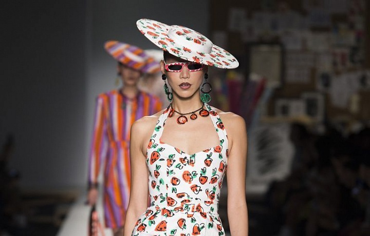 Moschino kolekce SS19