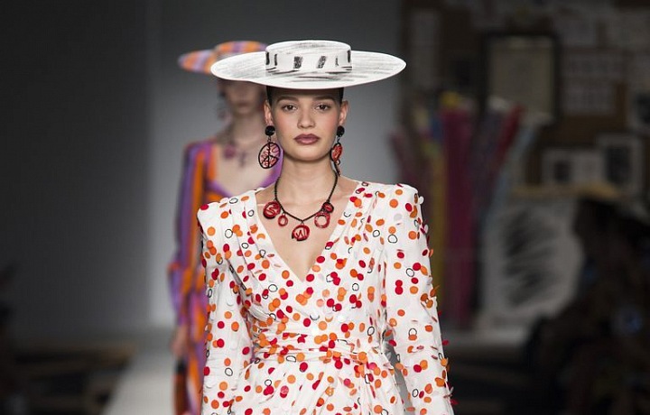 Moschino kolekce SS19