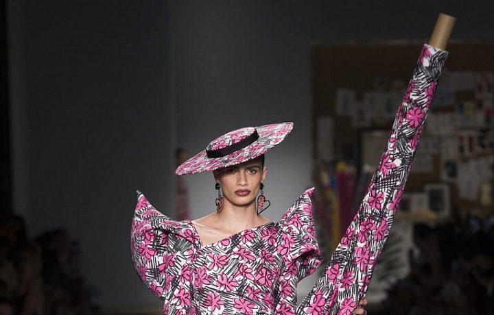 Moschino kolekce SS19