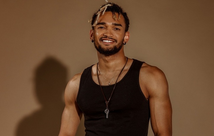 Účastník reality show Nathan.