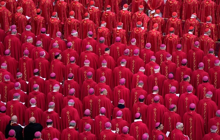 Pohřeb emeritního papeže Benedikta XVI.