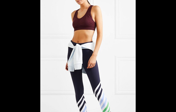 Necítíte se na barvy? Dejte černou!