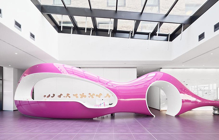 nHow Hotel od Sergei Tchoban & Karim Rashid, Berlín