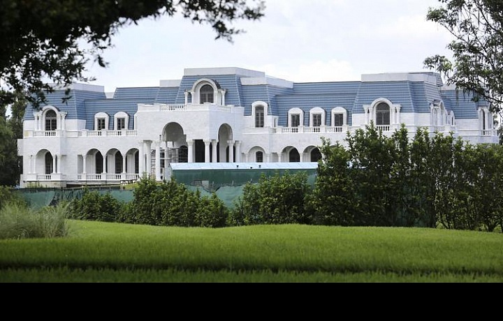 Moderní Versailles v USA