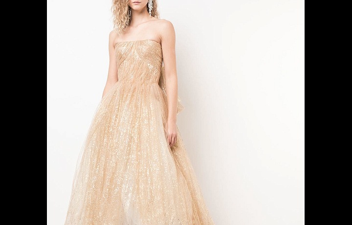 Nejnádhernější šaty ze všech!