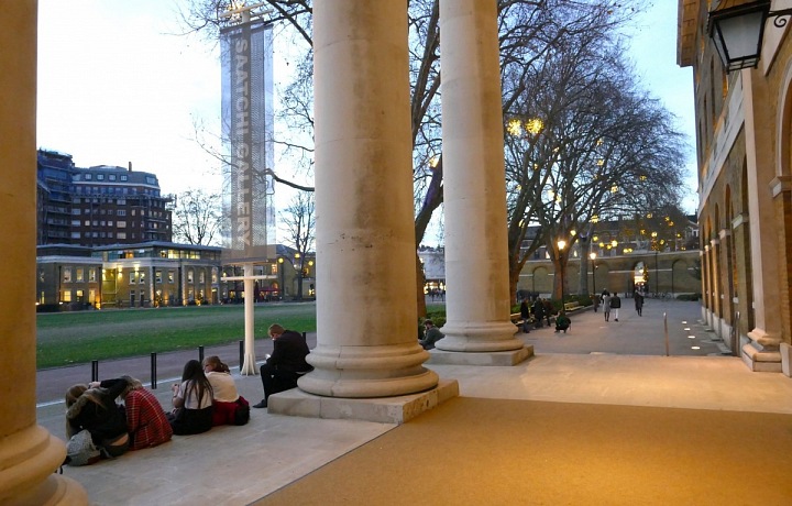 Saatchi gallery London