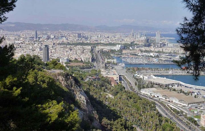 Pohled na Barcelonu