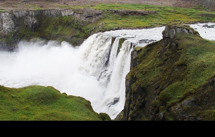 Nejmohutnější evropské vodopády Dettifos