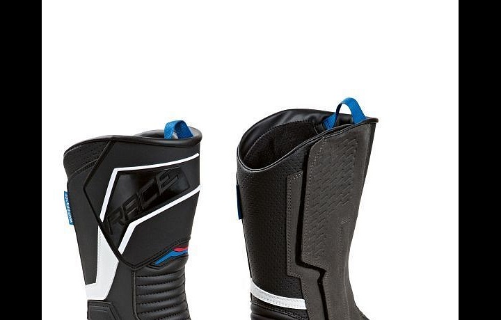 Boots Race Pro