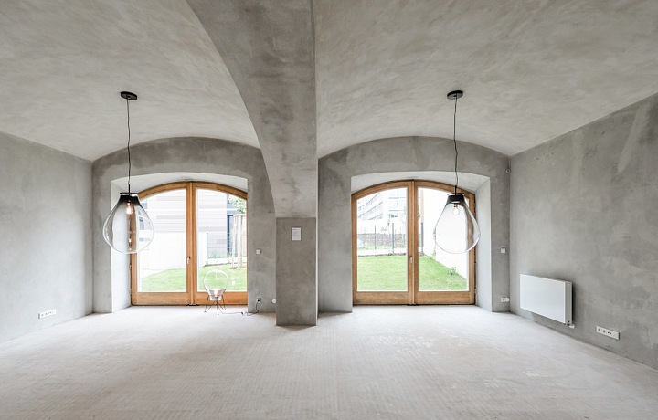 Šárecký dvůr - velké prostory