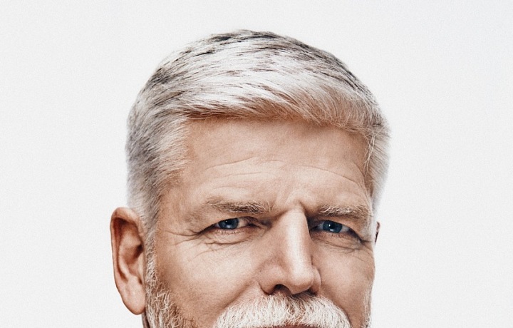 Prezident Petr Pavel vystupuje vždy s noblesou a grácií.