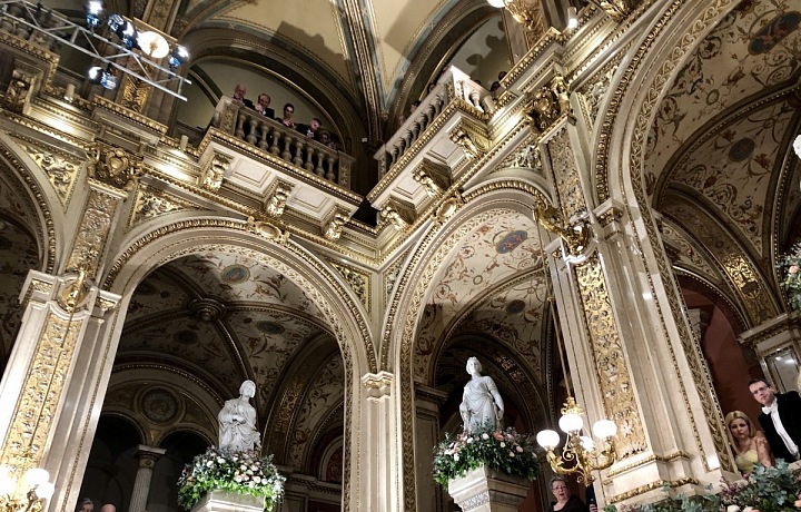 Luxusní interiér Vídeňské opery