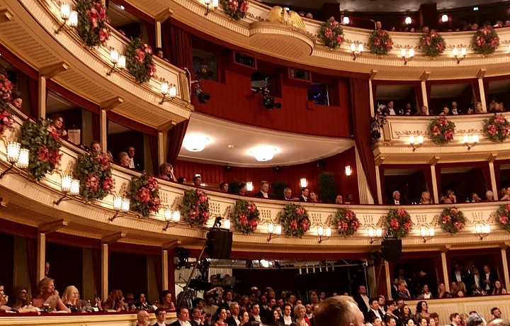 Luxusní interiér Vídeňské opery