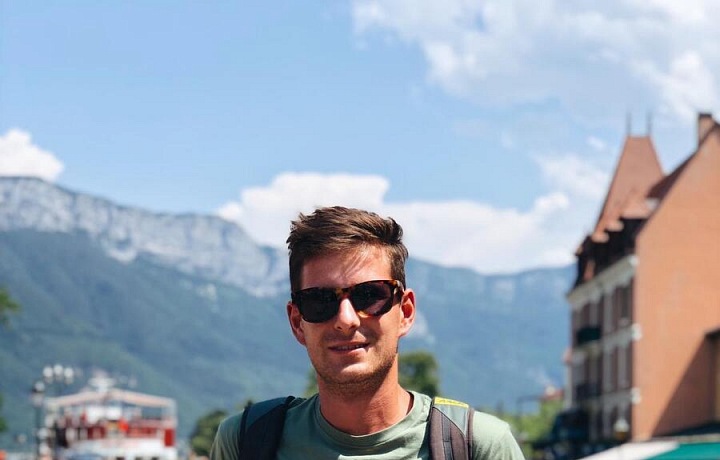 Oliver Pape má rád cestování.