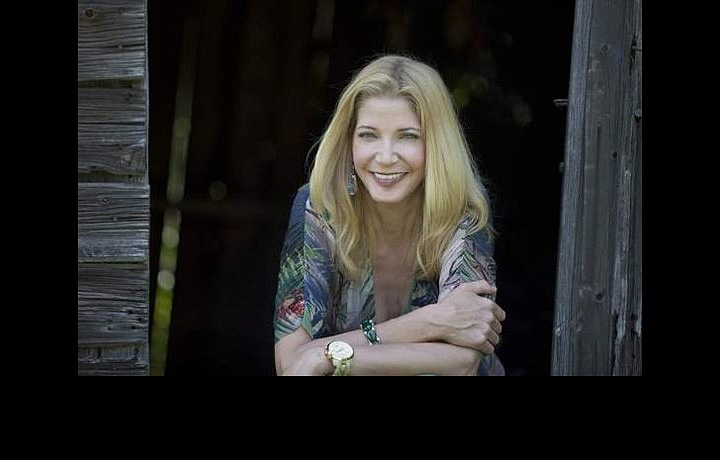 Candace Bushnell