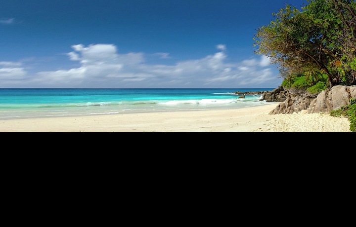 Bílý písek na Seychelech