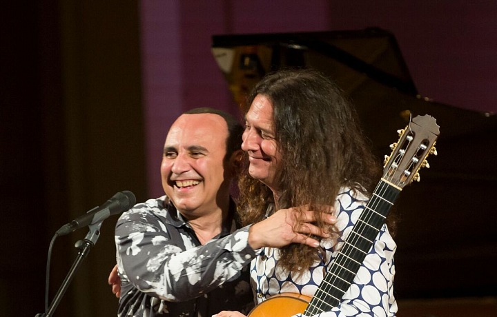 Struny podzimu koncert CAMILO & TOMATITO