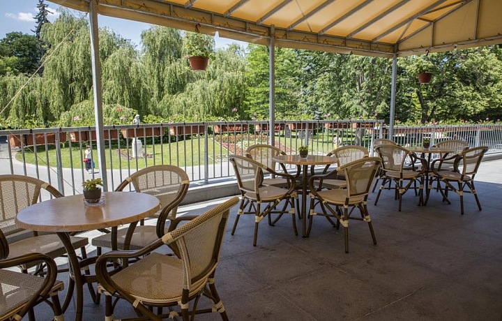 Luxusní terasa hotelu Libenský