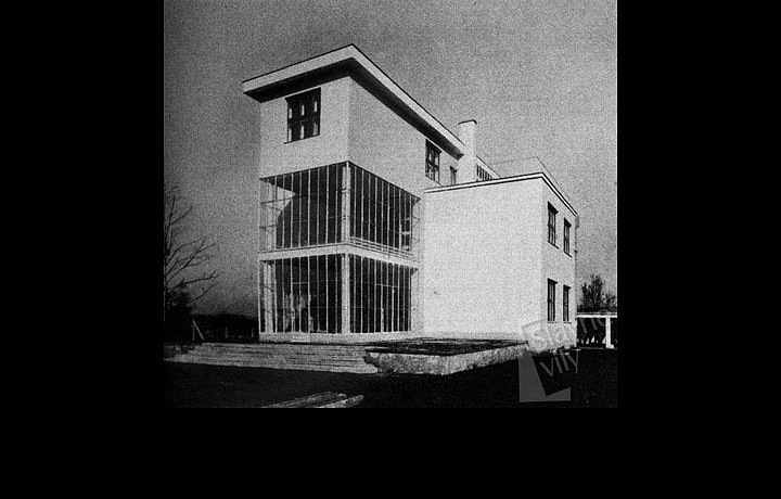 Vila Františka Strnada, boční část domu