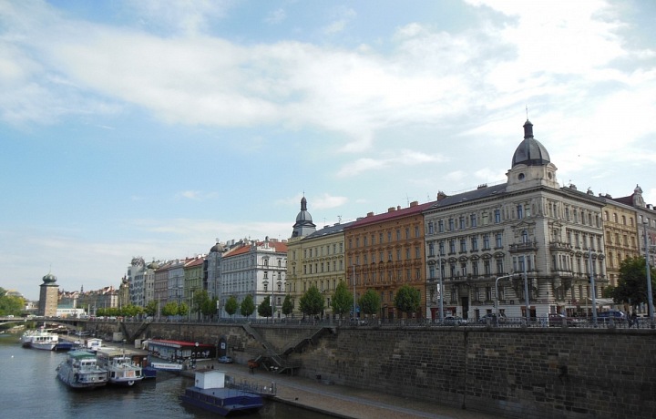 Rašínovo nábřeží