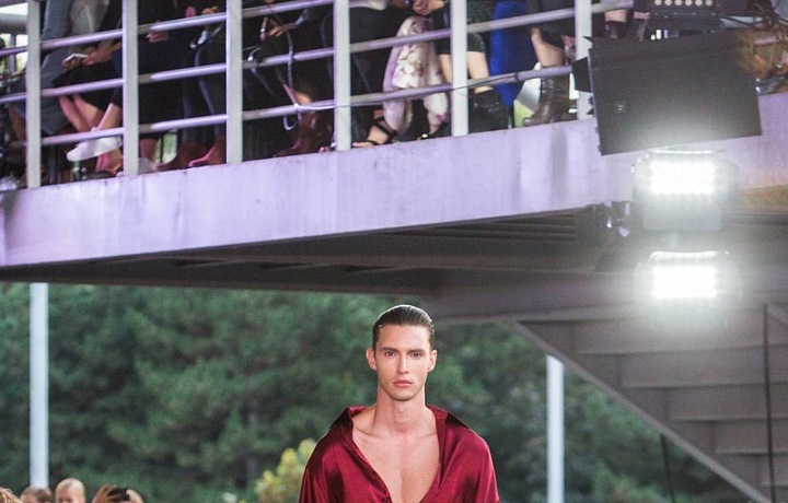 Přehlídka Michael Kovacik SS18