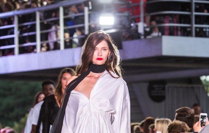 Přehlídka Michael Kovacik SS18